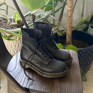 Dr. Martens 1460 Pascal Virginia Leather Lace Up Boots